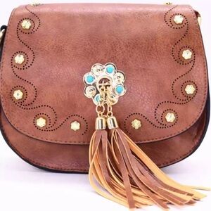 Boho Vintage tooled tassel Concho Bag🤠